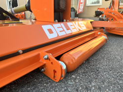 sichelmäher mit 8 horizontal angelegten messern 180cm mod dm180 interfila