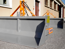 heavy hydraulic transport box for tractor pri 200 h