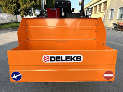 rear panel bucket 140