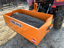 tipping transportbox for tractor bucket 140 l