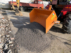 tipping transportbox for tractor bucket 120 h l