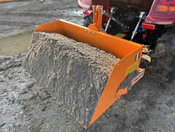 tipping transportbox for tractor bucket 140 h