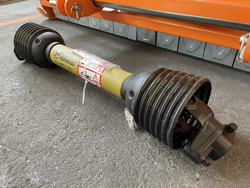 shredder with hydraulic side shift for orchard tractors mod jaguar 130