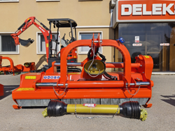 adjustable sideshift flail mower for 60 100hp tractors shredder mulcher cervo 180