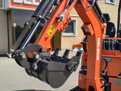 mini excavator 1.2 ton e120