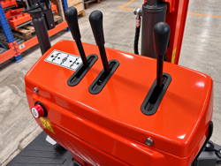 mini excavator z110se