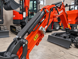 mini excavator z110se