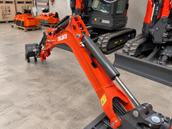 mini excavator z110se