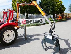 grue forestière hydraulique pour chargement du bois pour attelage tracteur mod crab 3000