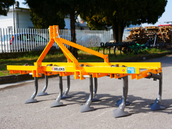 cultivateur à ressorts 215cm pour tracteur préparation de la terre mod de 215 9 v