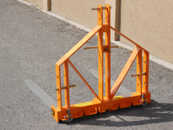 lève palettes pour tracteur d 700