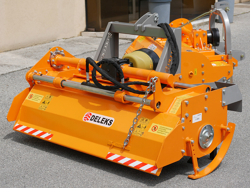 rotovator pour tracteurs déport hydraulique dfh idr 150