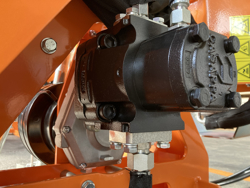 epareuse hydraulique pour tracteur avec broyeur ou taille haie mod airone 160 tr