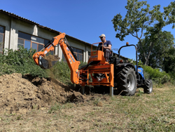 pelle rétro universelle pour tracteur drs 2000t