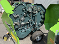 mini presses a balles rondes pour tracteur 870