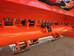 broyeur à marteaux déportable lourd pour tracteur mod gorilla 180