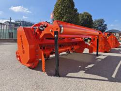 broyeur à marteaux déportable lourd pour tracteur mod gorilla 220