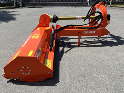 broyeur d accotement giraffa130 pour tracteur fruitier deleks