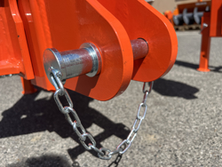 broyeur d accotement giraffa130 pour tracteur fruitier deleks