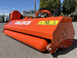 broyeur d accotement giraffa170 pour tracteur fruitier deleks