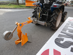 enkelplog med hjul for traktorer som yanmar iseki dp 20