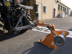 enkelplog med hjul for smale traktorer dp 35