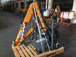 hydraulisk skogskran med tømmerklo for montering på traktor crab 3000