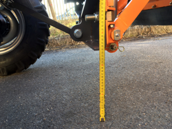 frontalt snøblad med universell plate for traktor ln 200 a