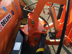 frontalt snøblad med universell plate for traktor ln 200 a
