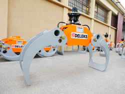 tømmerklo med fast pendulerende rotor for minigravere og skogskraner dk 16 gr 30f