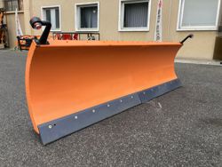 frontalt snøblad med 3 punkts feste for traktor ln 250 c