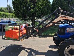 pallegaffler for landbrukstraktorer d 700 e