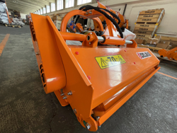 slagklipper med hydraulisk sideforskyvelse for traktorer mod jaguar 150
