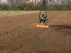 middels tung jordfreser for traktorer arbeidsbredde 150cm manuell sideforskyvning mod dfm 150