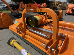 slagklipper med hydraulisk sideforskyvning leopard 180 sph