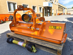 slagklipper beitespusser 180cm med justerbar sideforskyvning for traktorer med 40 70hk lincione 180 sp rev