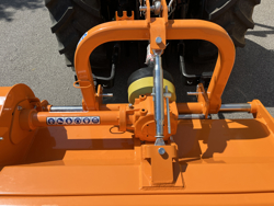 slagklipper med justerbar sideforskyvning beitepusser for traktorer mod gepard 150