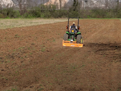 middels tung jordfreser for traktorer arbeidsbredde 125cm manuell sideforskyvning mod dfm 125
