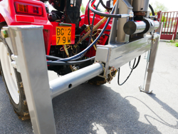 macara forestieră hidraulică cu graifer lemn pentru spate tractor mod crab 3000