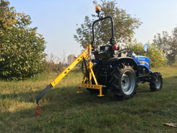 elevator hidraulic pentru tractor mod el 200