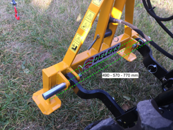 elevator hidraulic pentru tractor mod el 200