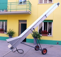 banda transportoare lemn hidraulică pentru tractoare mod ntl