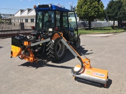 tocatoare cu brat articulat hidraulic cu tocator sau cositoare mod airone 80