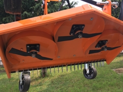 cositoare de tuns gazonul cu 3 lame pentru tractor agricol lățime de tăiere 120cm mod dm 120