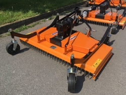 cositoare de gazon pentru tractoare agricole cu 3 cuțite pentru parcuri și peluze mod dm 150