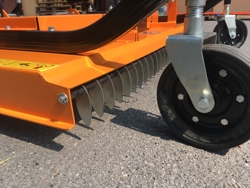 cositoare de gazon pentru tractoare agricole cu 3 cuțite pentru parcuri și peluze mod dm 150