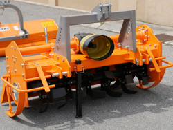 cultivator rotativ serie grea pentru tractoare cu roți sau pe șenile 135 cm lăţime de lucru mod dfh 135