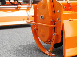 freza agricolă pentru tractor seria grea lățime utilă de lucru 150cm prășitoare elice mod dfh 150