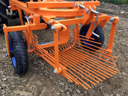 mașina de recoltat scos cartofi pentru tractor recoltatoare de cartofi mod dpt 120