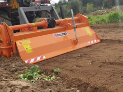 cultivator rotativ serie grea pentru tractoare cu roți sau pe șenile 135 cm lăţime de lucru mod dfh 135